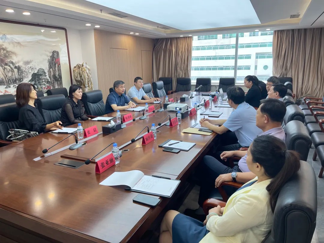 河北省委统战部副部长、工商联党组书记、副主席李红录一行到中外企业家分会座谈交流