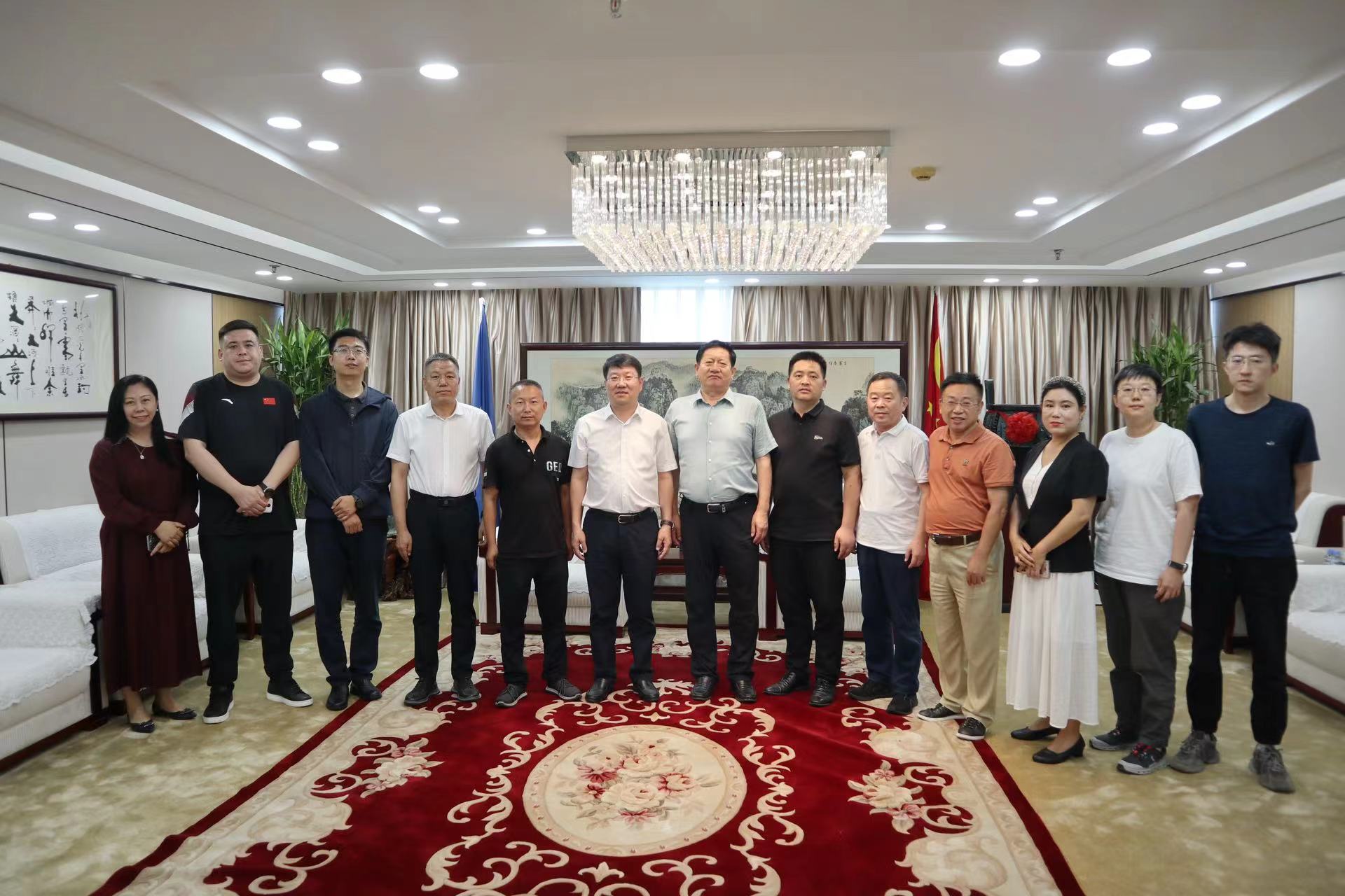 齐齐哈尔市克东县县长一行到访中外企业家分会